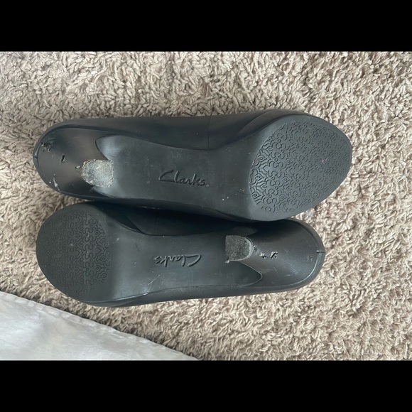 Clark Black Heals - Picture 3 of 3